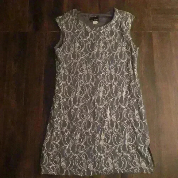 Patterned Dress, 14 - Picture 2 of 5
